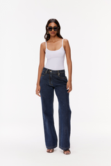 Relaxed Mid-Waist Jeans